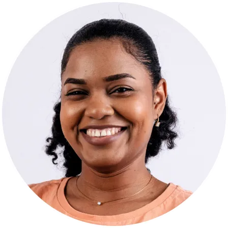 circleheadshot-2